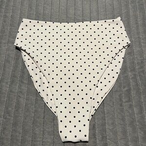 Skatie Monroe bottoms polka dots size small